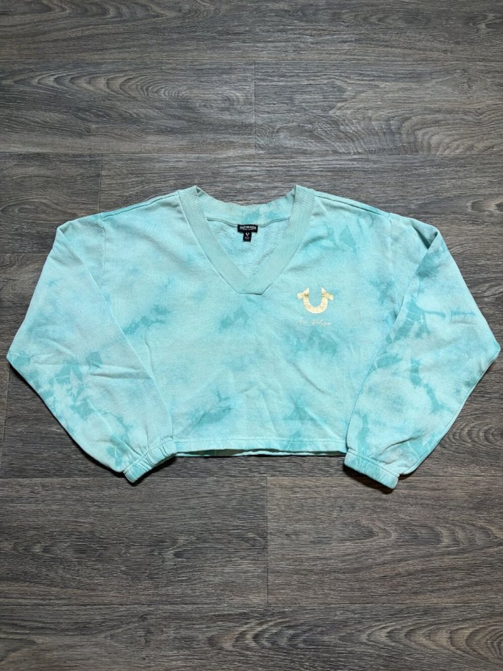 True Religion Tie Dye Cropped Sweatshirt Large Light Blue Gold Logo Pullover